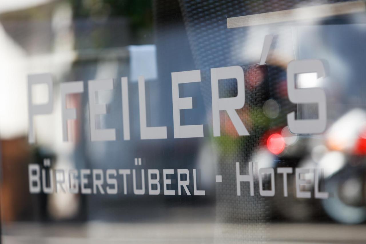 فيلدباخ Pfeiler'S Burgerstuberl - Hotel المظهر الخارجي الصورة